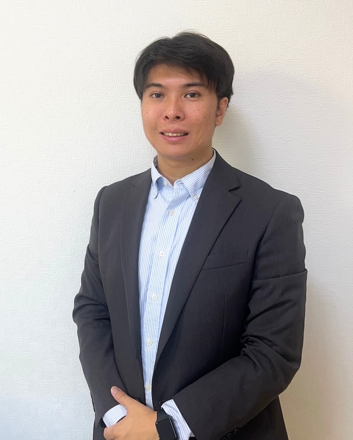 代表 社会保険労務士 林 敬信